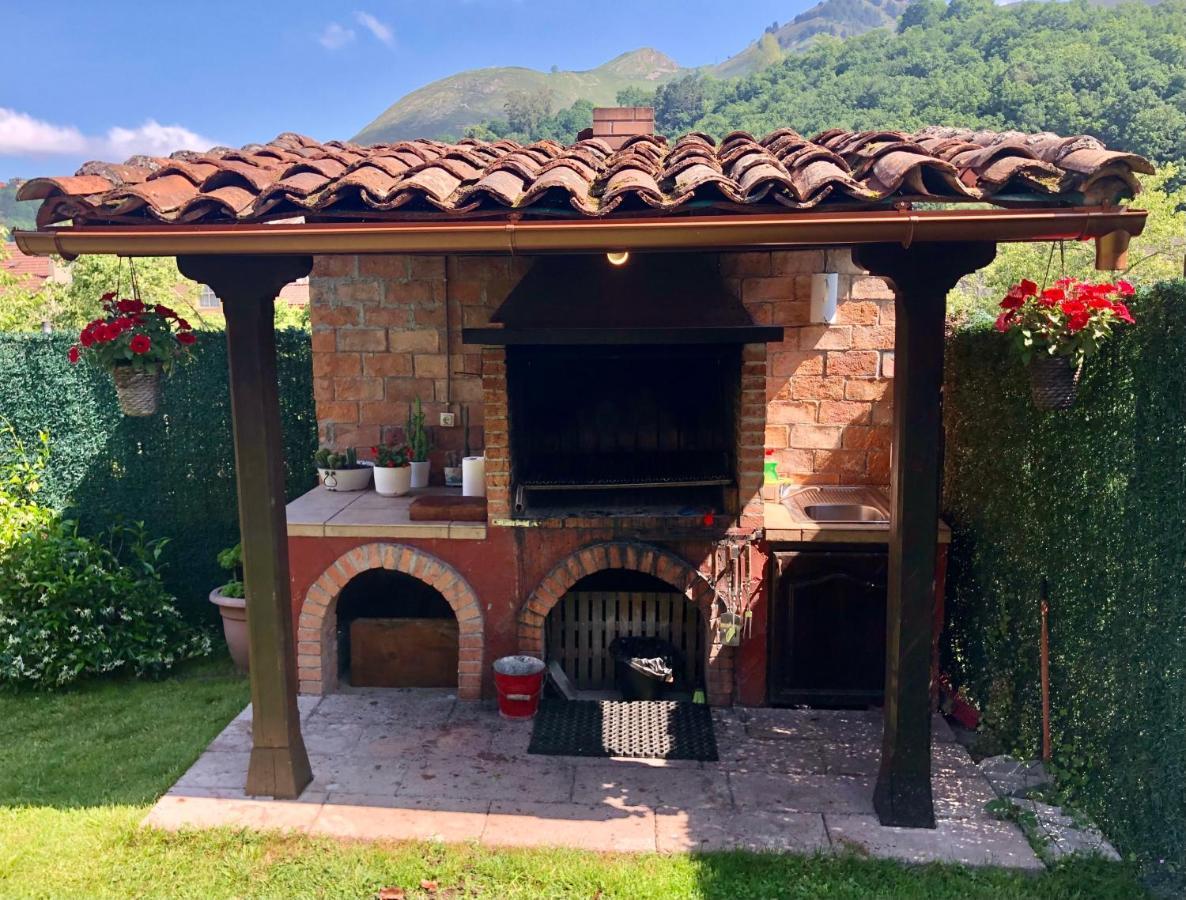 Casa Rural Casa Cerezal Onís Esterno foto